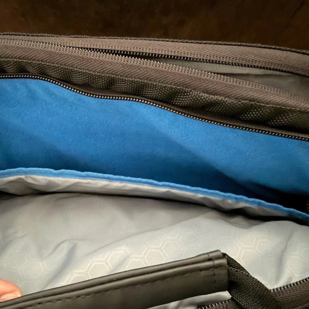 Dell Black Men's Laptop Messenger Bag